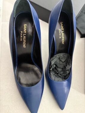 Brand New. Never worn. Saint Laurent Navy Pointed-Toe Leather Pumps